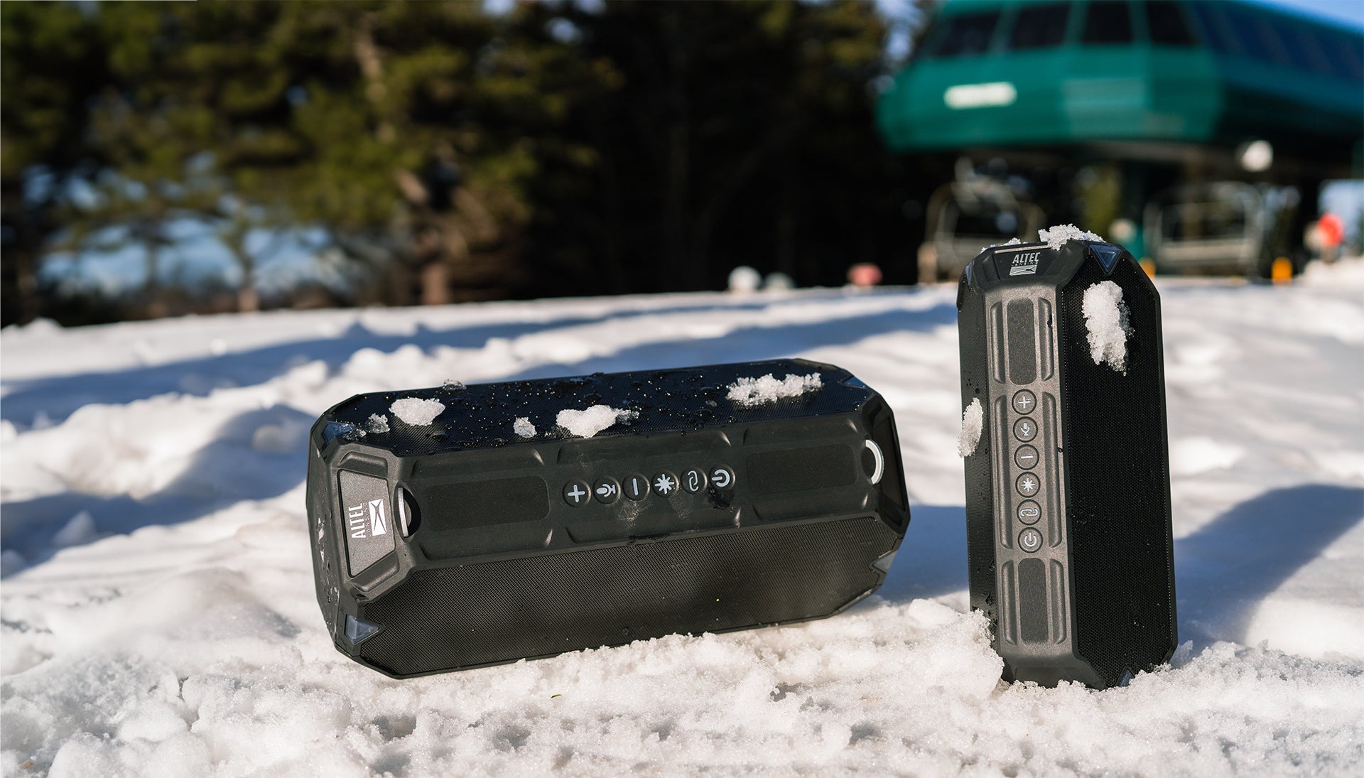 Altec lansing rugged hot sale waterproof bluetooth speaker