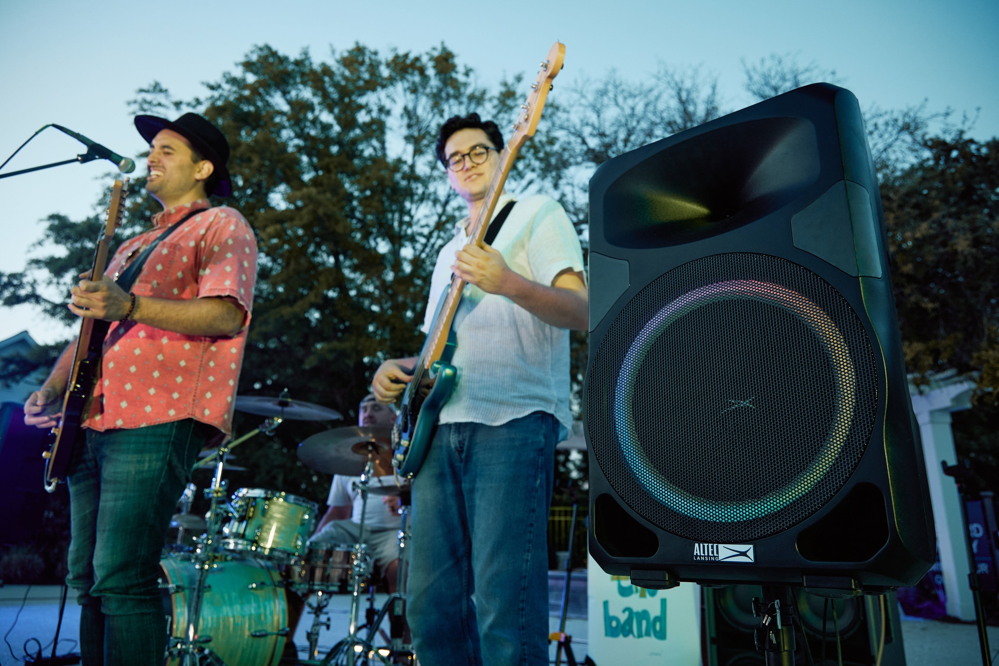 Shop SoundRover Pro 650 Party Speaker | Altec Lansing